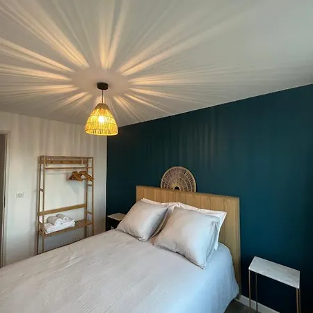 La Sainte Tour * ヴァンドル・プラージュ