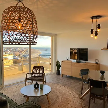 La Sainte Tour ヴァンドル・プラージュ