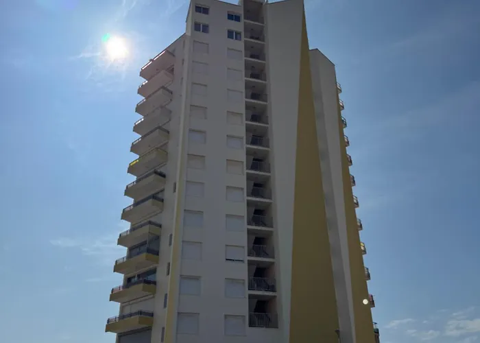 La Sainte Tour Apartman *